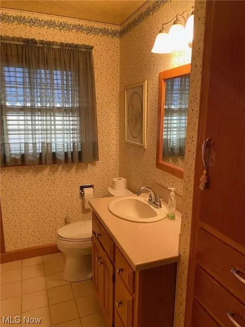 122 Glenview Ave, Dover, OH 44622 photo 11