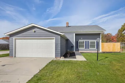 13466 Zaremba Dr, Brook Park, OH 44142