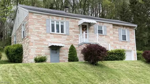 4166 Cross Creek Rd, Wellsburg, WV 26070