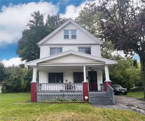 641 E 96th St, Cleveland, OH 44108