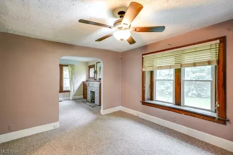 734 Kipling St, Akron, OH 44306 photo 10