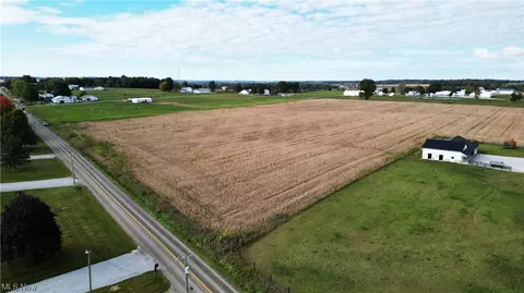 Carr Road, Apple Creek, OH 44606