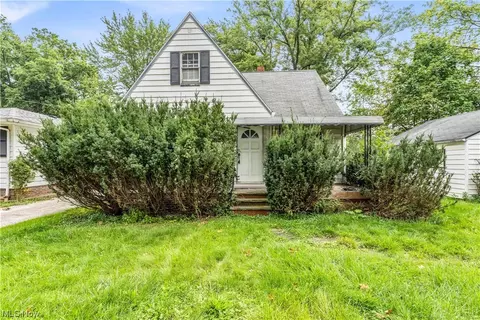 5211 Milo Ave, Maple Heights, OH 44137