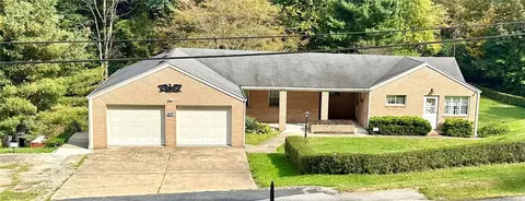 1525 Lincoln Hwy, Chester, WV 26034