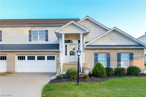1378 Cascade Cir W, Canton, OH 44708 photo 1