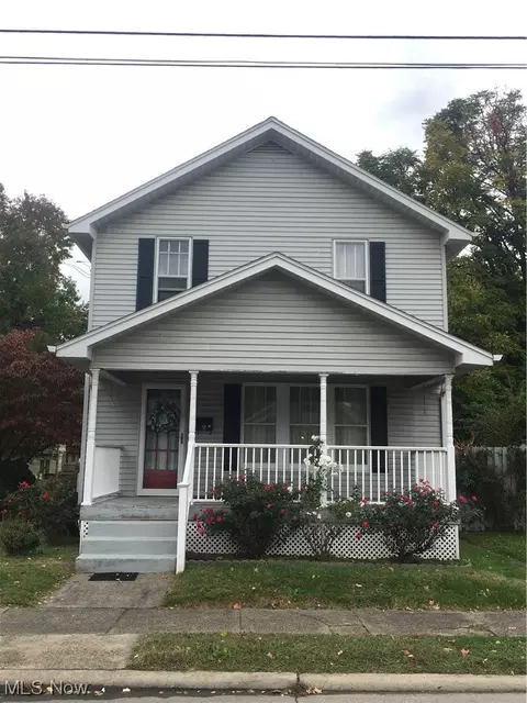2905 Avery St, Parkersburg, WV 26104