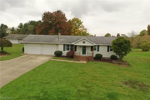 39904 State Route 517, Lisbon, OH 44432