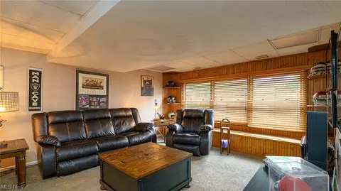 301 Perry Dr NW, Canton, OH 44708 photo 31