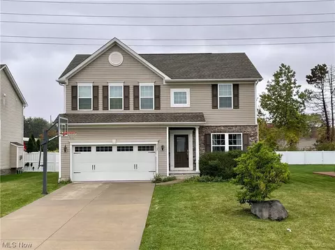 6507 Hidden Woods Trl, Mayfield, OH 44143