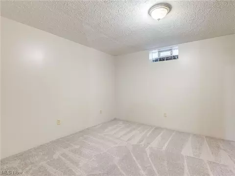 5749 Memory Dr, New Franklin, OH 44319 photo 26
