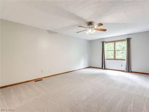 5749 Memory Dr, New Franklin, OH 44319 photo 16