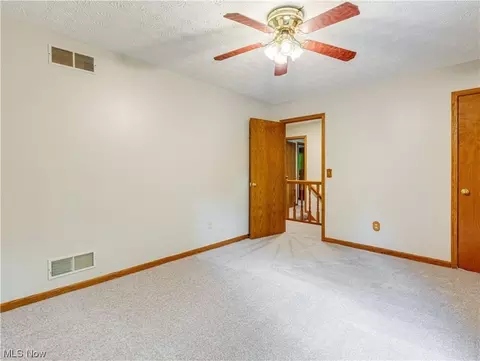 5749 Memory Dr, New Franklin, OH 44319 photo 20