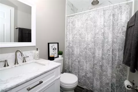 897 Kirkwall Dr, Akron, OH 44321 photo 22