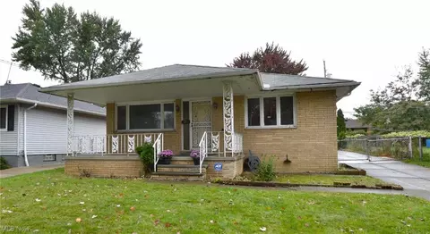3742 W 106th St, Cleveland, OH 44111