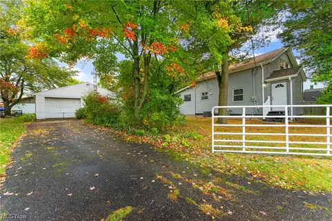 3785 Coal Pl, Mineral Ridge, OH 44440
