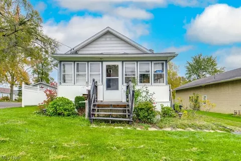 11610 Rockhill Ave NE, Alliance, OH 44601