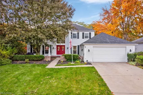 17905 Saratoga Trl, Strongsville, OH 44136