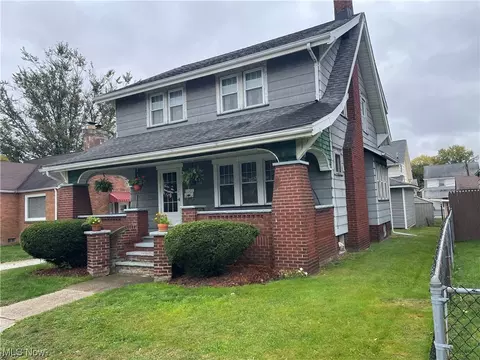 514 17th St NE, Canton, OH 44703