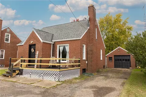 1411 W Main St, Louisville, OH 44641