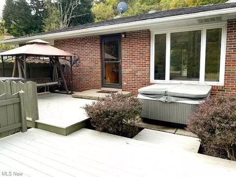 64 Laipple, Bridgeport, OH 43912