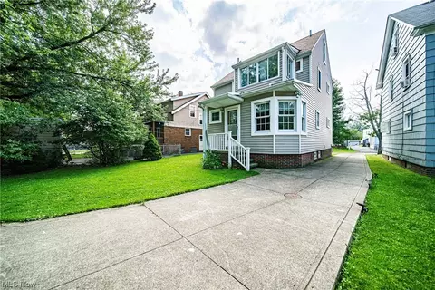 245 E 211th St, Euclid, OH 44123 photo 31
