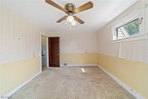 245 E 211th St, Euclid, OH 44123 photo 18