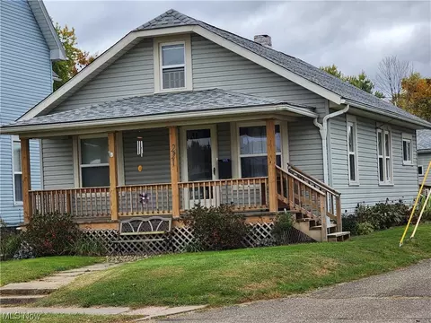 221 E State St, Newcomerstown, OH 43832