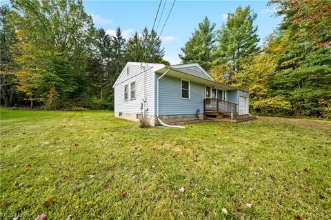1168 Garrison Rd, Ashtabula, OH 44004 photo 2
