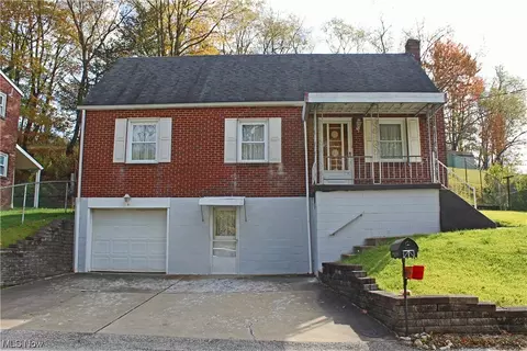 113 Kusic St, Weirton, WV 26062