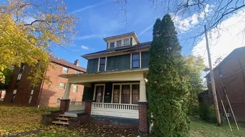 1153 Copley Rd, Akron, OH 44320