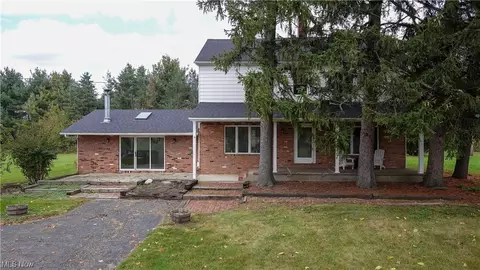 4987 Streeter Rd, Mantua, OH 44255