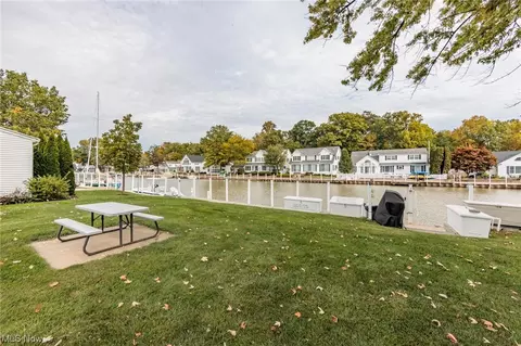 Park, Vermilion, OH 44035