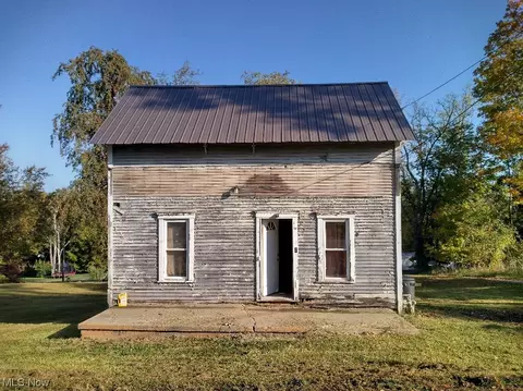 42389 Green St, Belmont, OH 43718