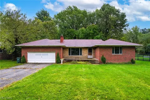 7035 Big Crk, Cleveland, OH 44130