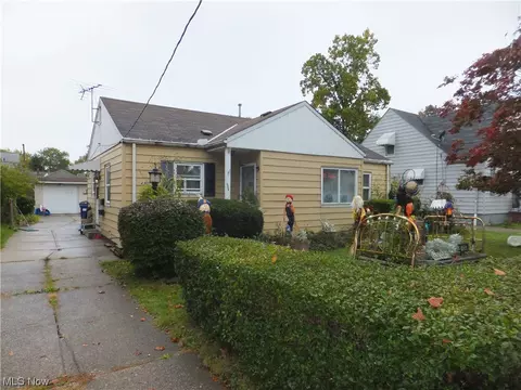 4307 Buechner Ave, Cleveland, OH 44109
