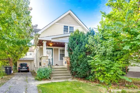 1915 Denison Ave, Cleveland, OH 44109