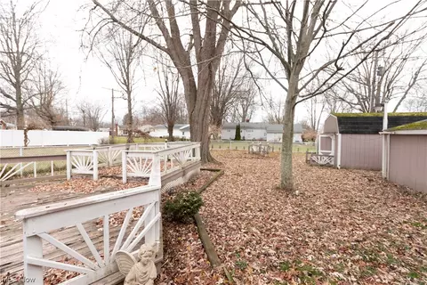 1117 Westshore Dr, Ashtabula, OH 44004 photo 30