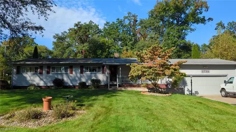 2724 Dal Dr, Norton, OH 44203