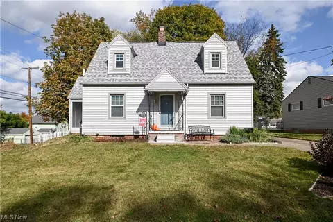 1103 28th St NE, Canton, OH 44714