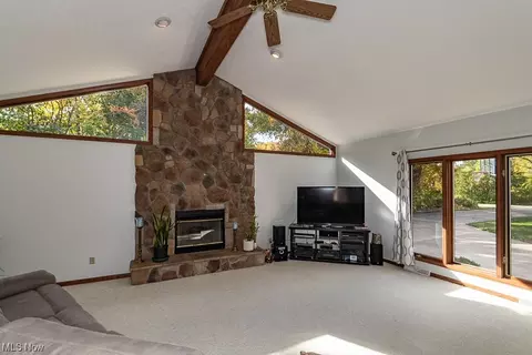 5349 E Heisley Rd, Mentor, OH 44060 photo 7