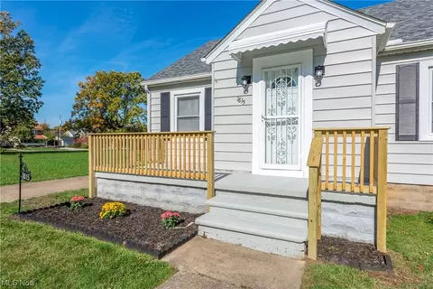 1815 E 36th St, Lorain, OH 44055 photo 2