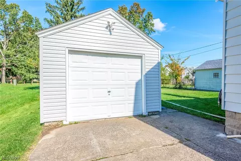 1815 E 36th St, Lorain, OH 44055 photo 29