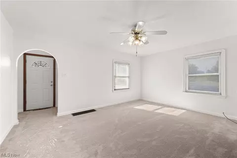1815 E 36th St, Lorain, OH 44055 photo 6