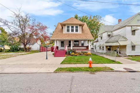2216 Hurley Ave, Cleveland, OH 44109