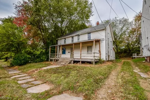 1011 3rd St SW, Canton, OH 44707 photo 3