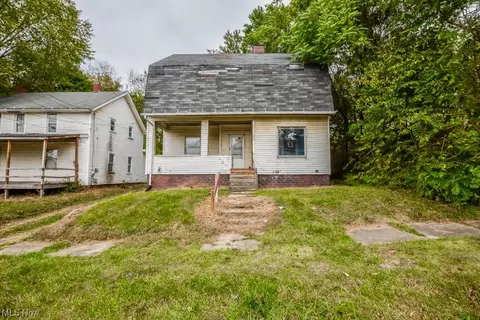 1005-1007 3rd St SW, Canton, OH 44707