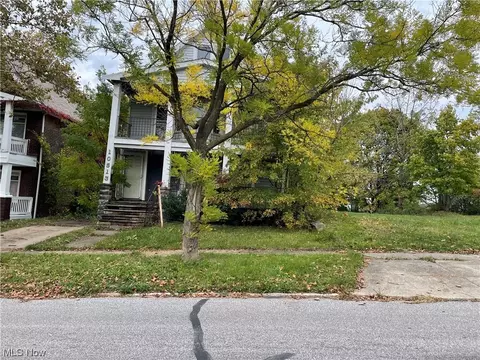 10513 Parkview Ave, Cleveland, OH 44104