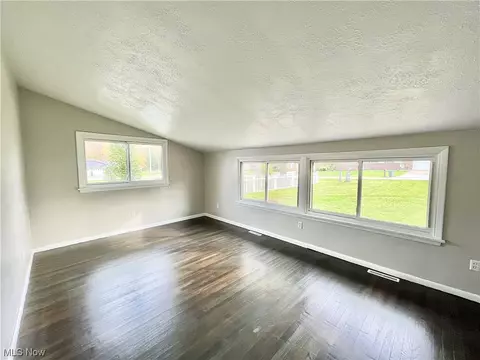1507 Cherry Ln, Ashtabula, OH 44004 photo 16