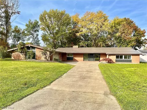 1507 Cherry Ln, Ashtabula, OH 44004