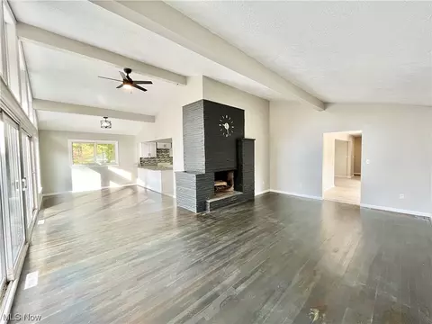 1507 Cherry Ln, Ashtabula, OH 44004 photo 6